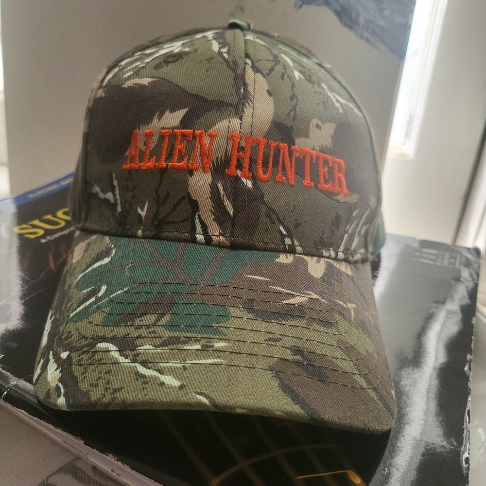 Alien 👽 Hunter Cap